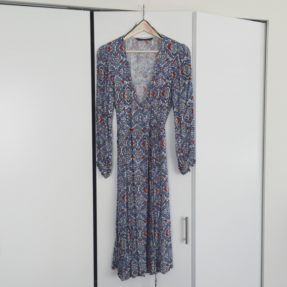 Zara Dresses & Skirts - ZARA Woman Patterned Wrap Dress 💎
